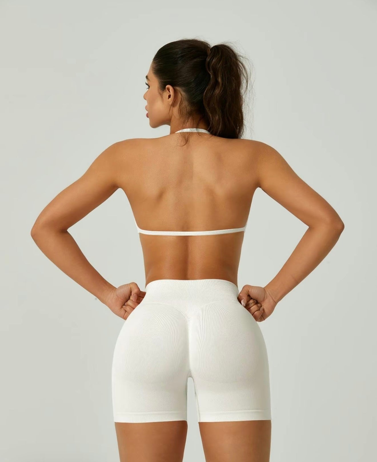 THE BARE SET