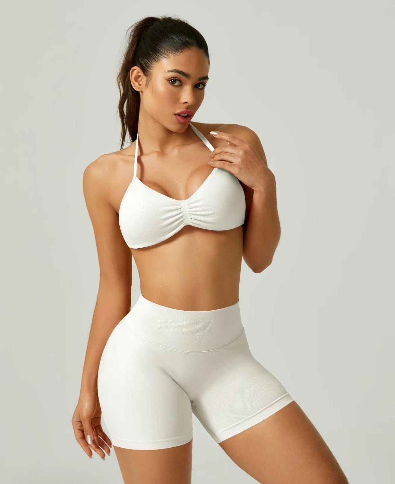 THE BARE SET